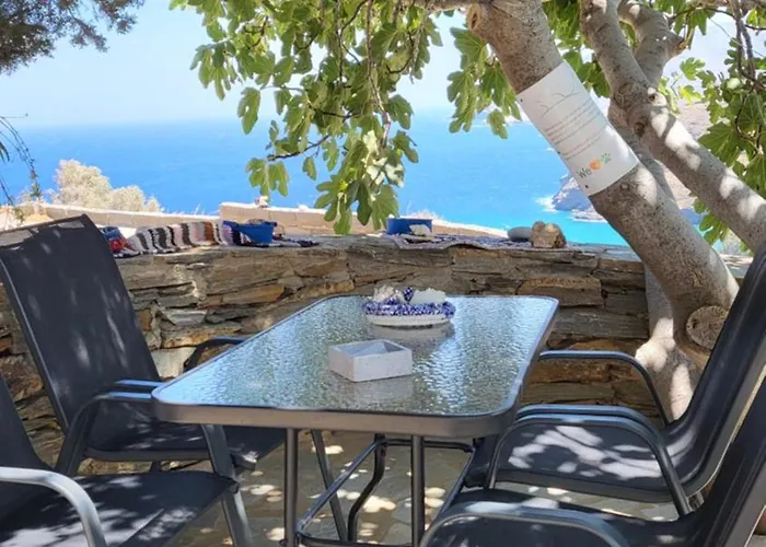 Houlia με δωρεάν χώρο στάθμευσης Semesterbostad *