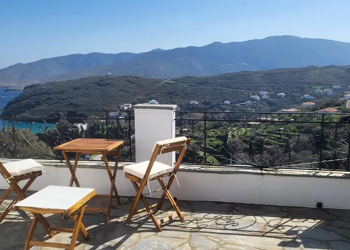 Houlia με δωρεάν χώρο στάθμευσης * Steniaí