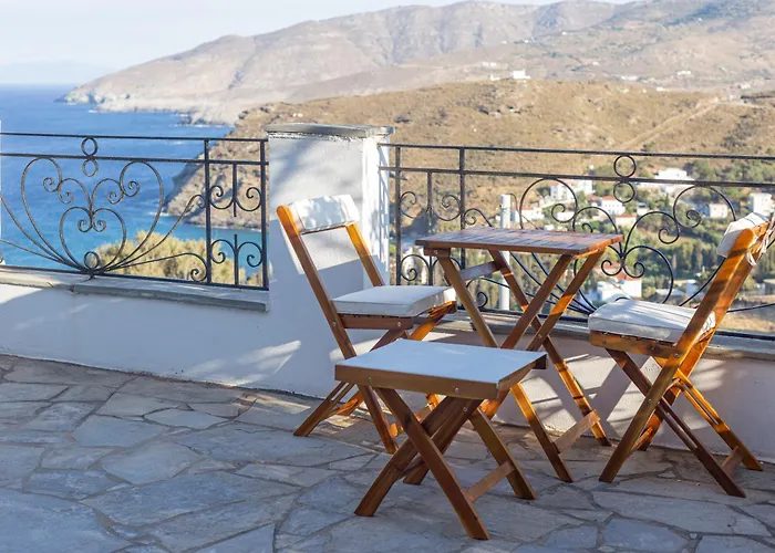 Houlia με δωρεάν χώρο στάθμευσης Semesterbostad