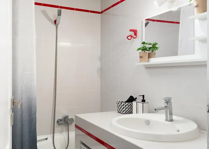 Houlia με δωρεάν χώρο στάθμευσης Semesterbostad *