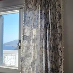 Houlia με δωρεάν χώρο στάθμευσης Steniaí