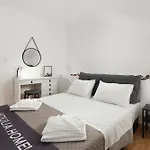 Houlia με δωρεάν χώρο στάθμευσης Steniaí
